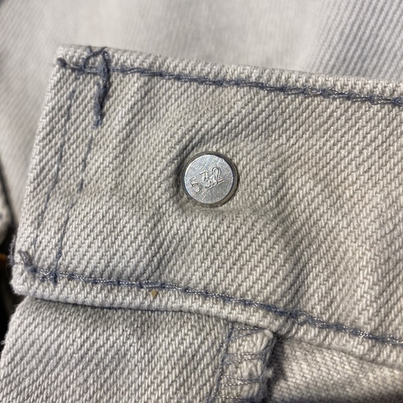 Vintage Womens Levi’s 505 cutoff high waisted shorts with fringe detail grey 33 - Picture 10 of 16